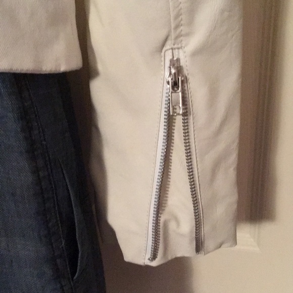 BCBGeneration jacket/vest - Picture 4 of 8